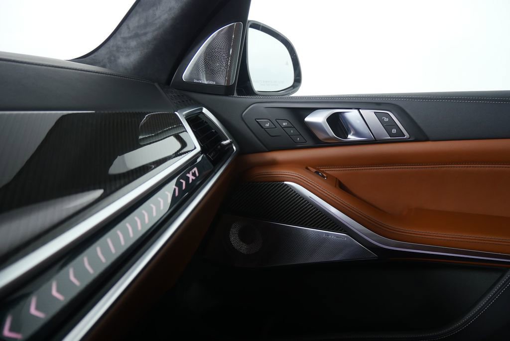 New 2026 BMW ALPINA XB7 image 29