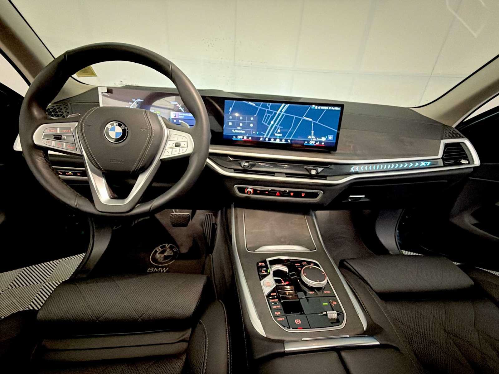 Used 2026 BMW X7 xDrive40i w/ Premium Package AWD/4WD image 16