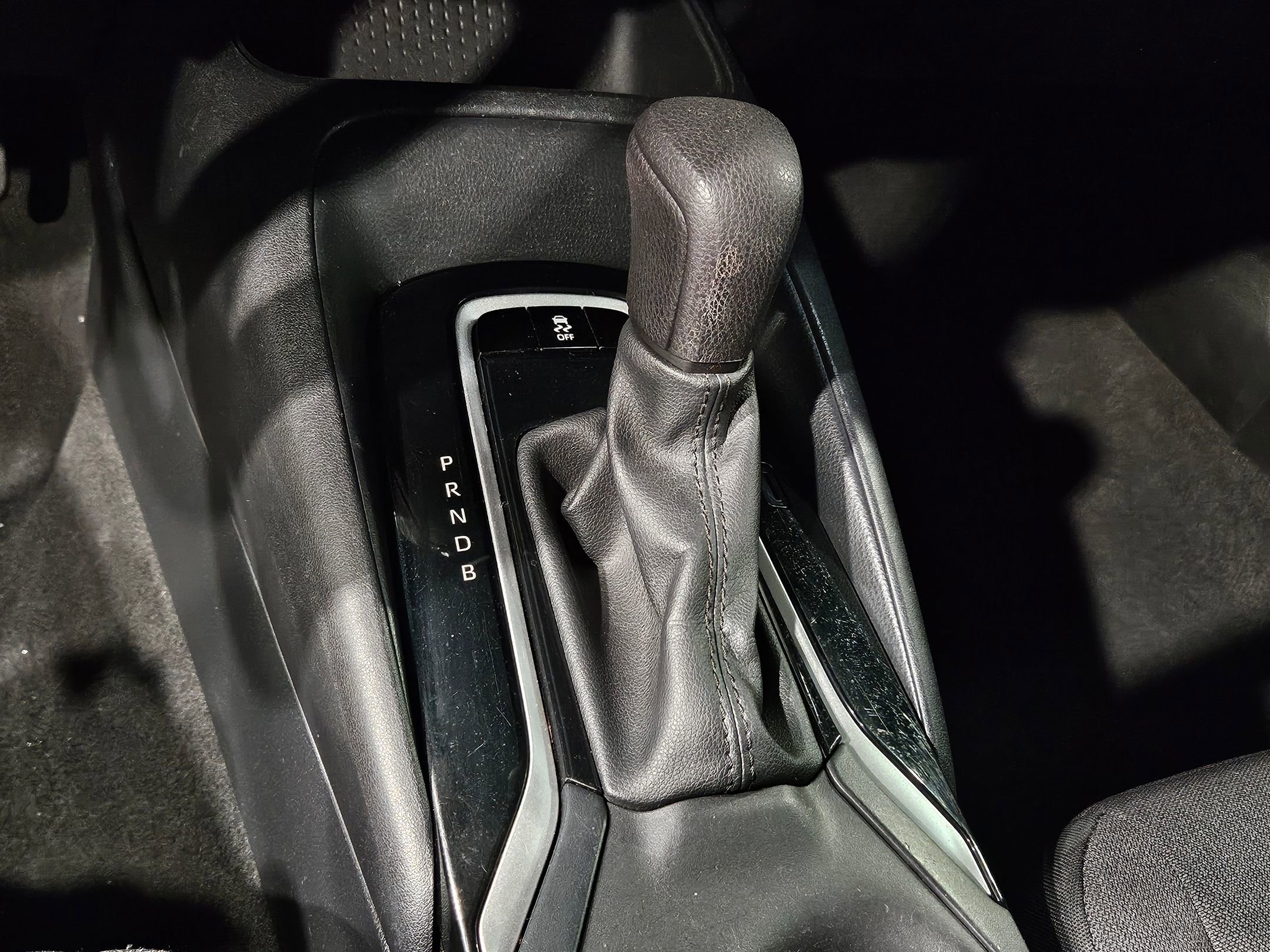 Used 2023 Toyota Corolla LE image 31