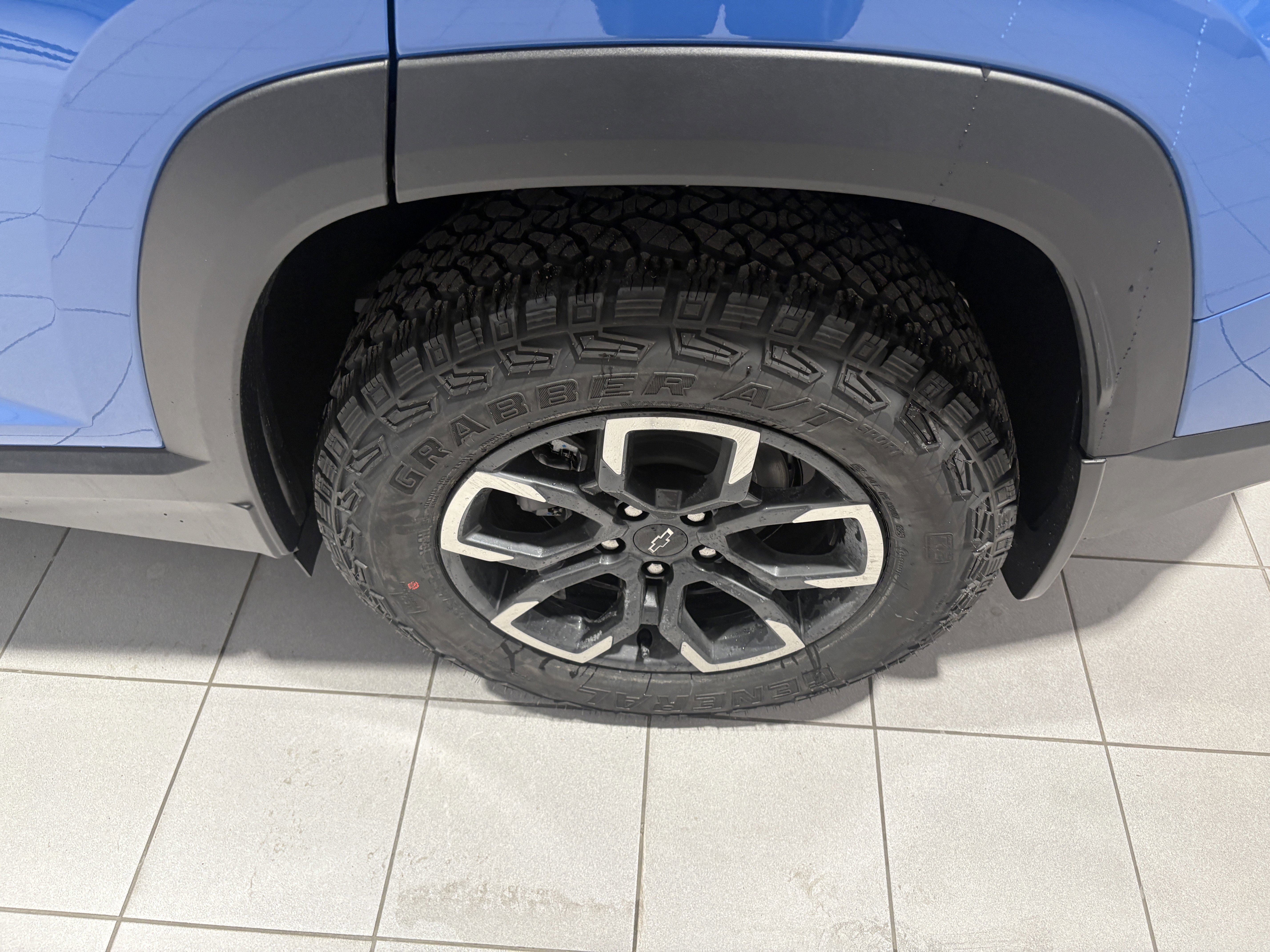 New 2026 Chevrolet Equinox ACTIV w/ Convenience Package III image 6