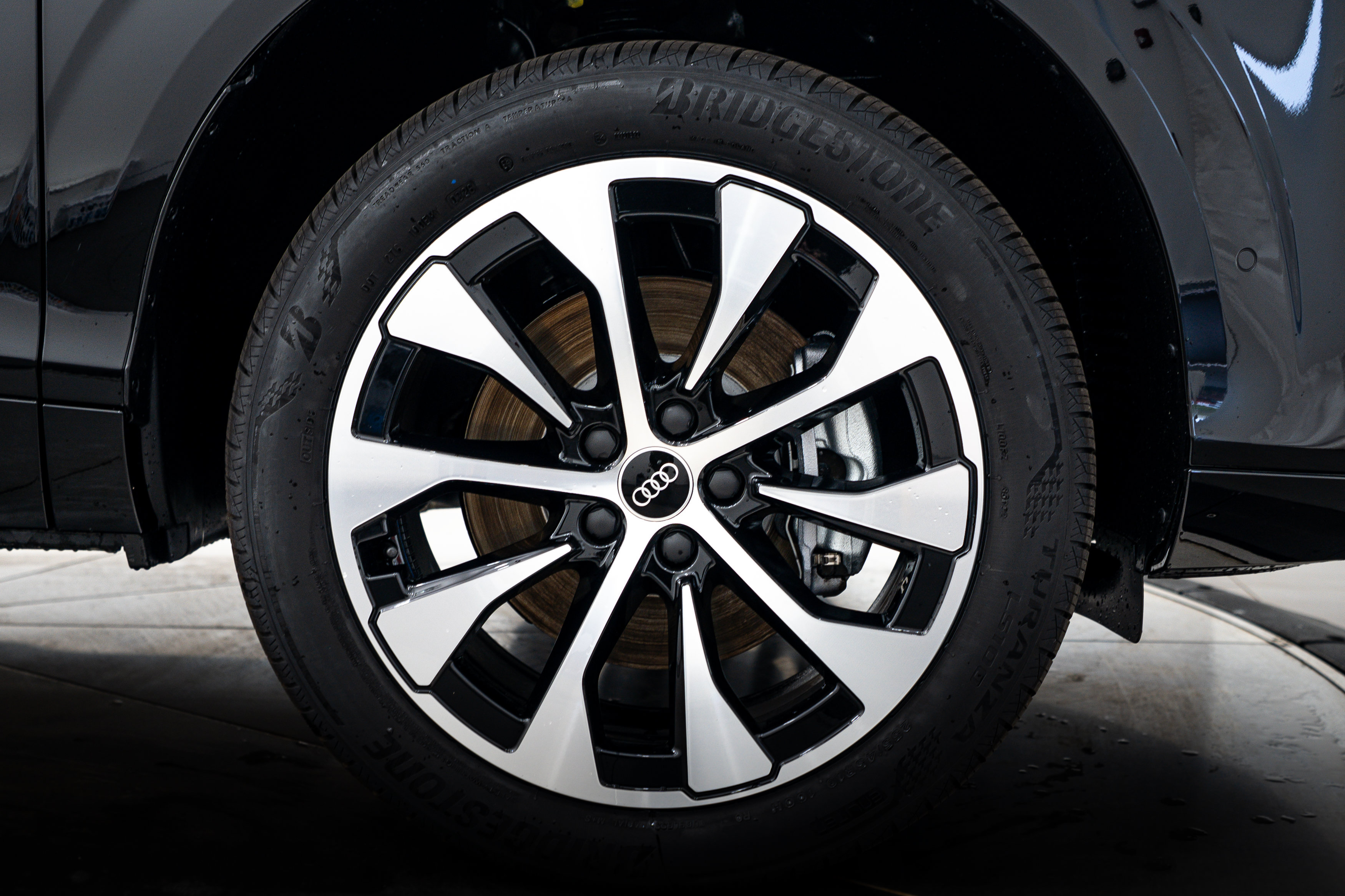 New 2026 Audi Q3 quattro 2.0T AWD/4WD image 21