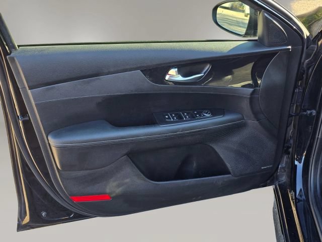 Used 2023 Kia Forte GT-Line w/ GT-Line Premium Package FWD image 10