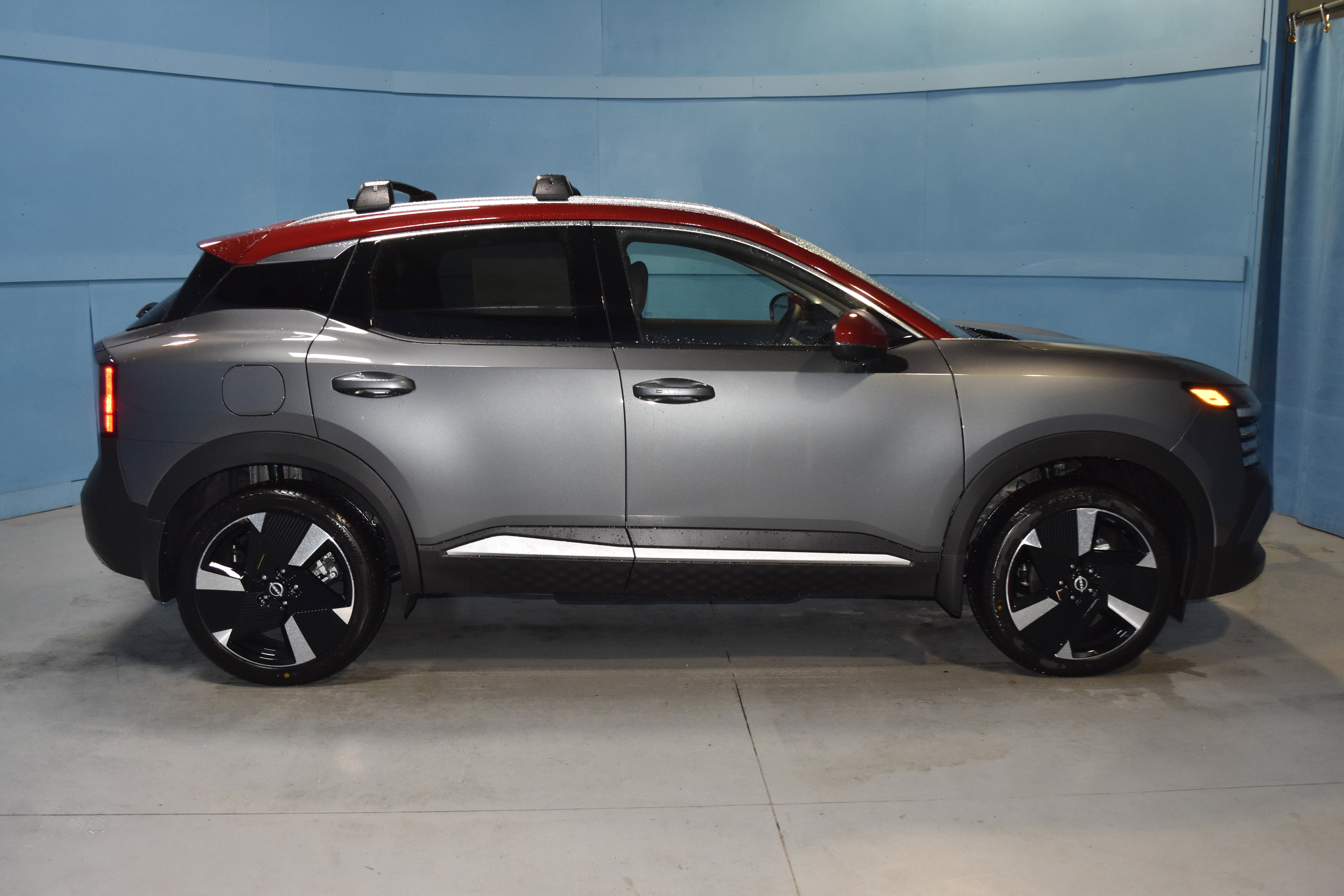 New 2026 Nissan Kicks SR w/ Cold Weather Package image 19