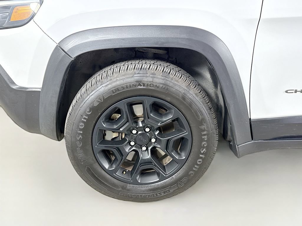 Used 2021 Jeep Cherokee Trailhawk w/ Sun, Sound & Nav Group AWD/4WD image 37
