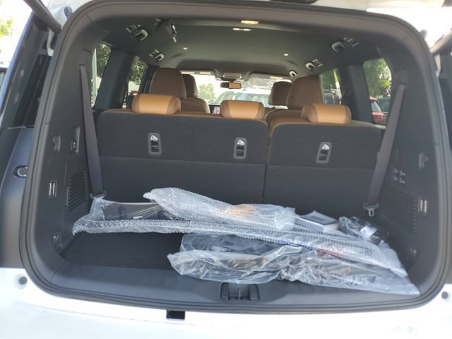 New 2026 Nissan Armada SL w/ Captain's Chari Seat Package AWD/4WD image 12