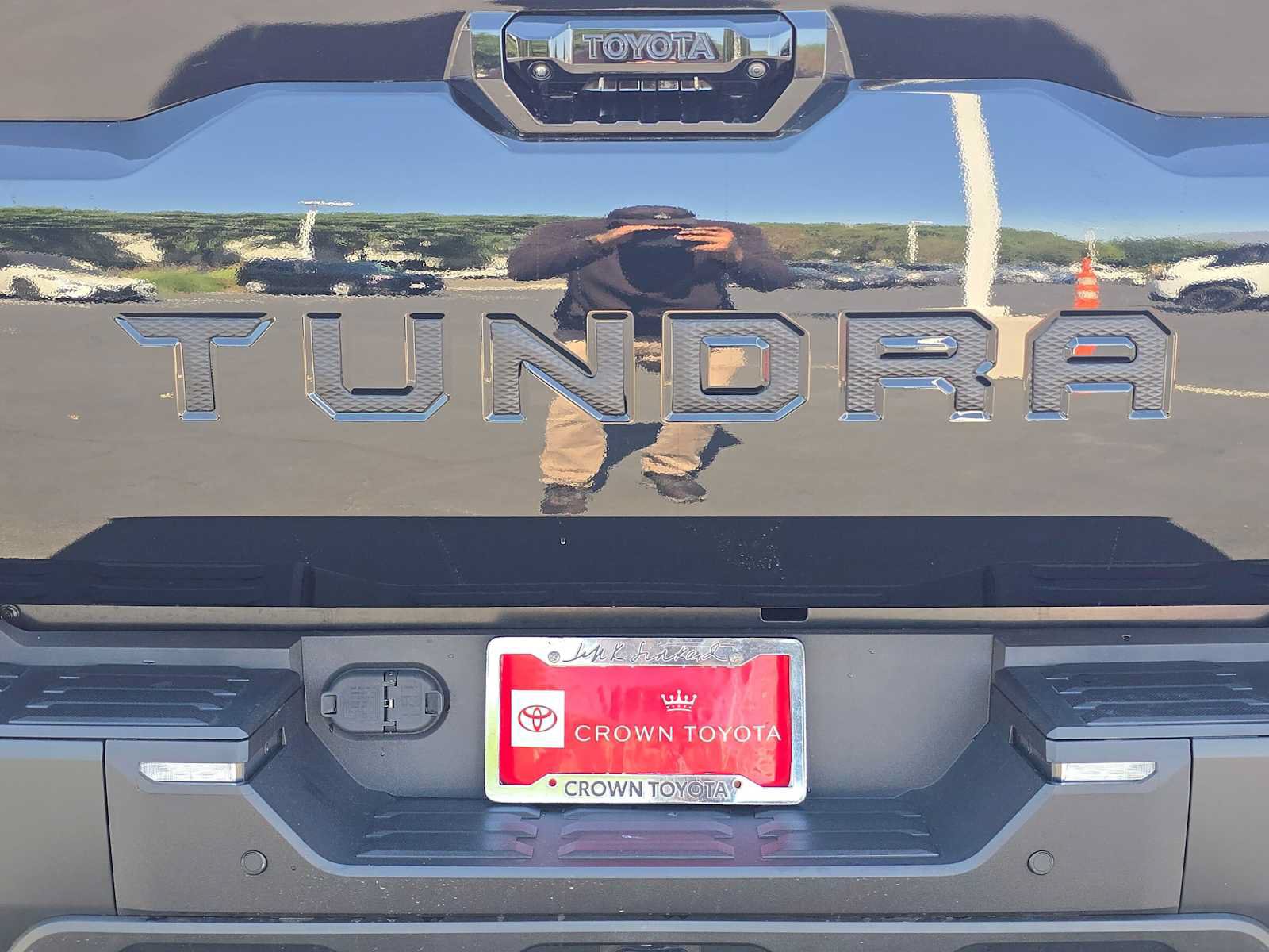 Used 2024 Toyota Tundra Limited AWD/4WD image 13