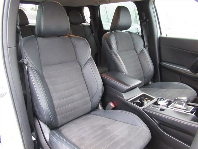 Used 2022 Mitsubishi Outlander SE image 9