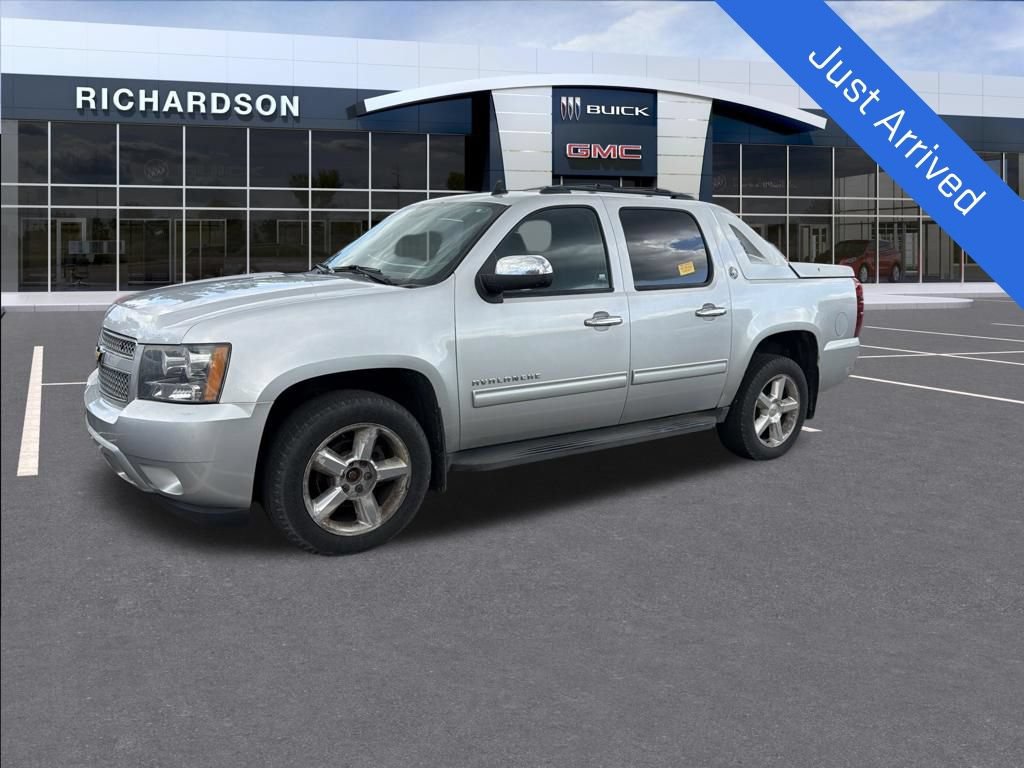 Used 2013 Chevrolet Avalanche LS w/ All-Star Edition