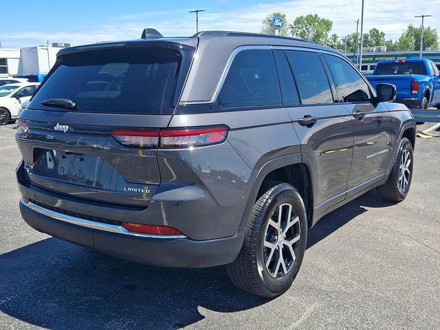 Used 2025 Jeep Grand Cherokee Limited AWD/4WD image 6