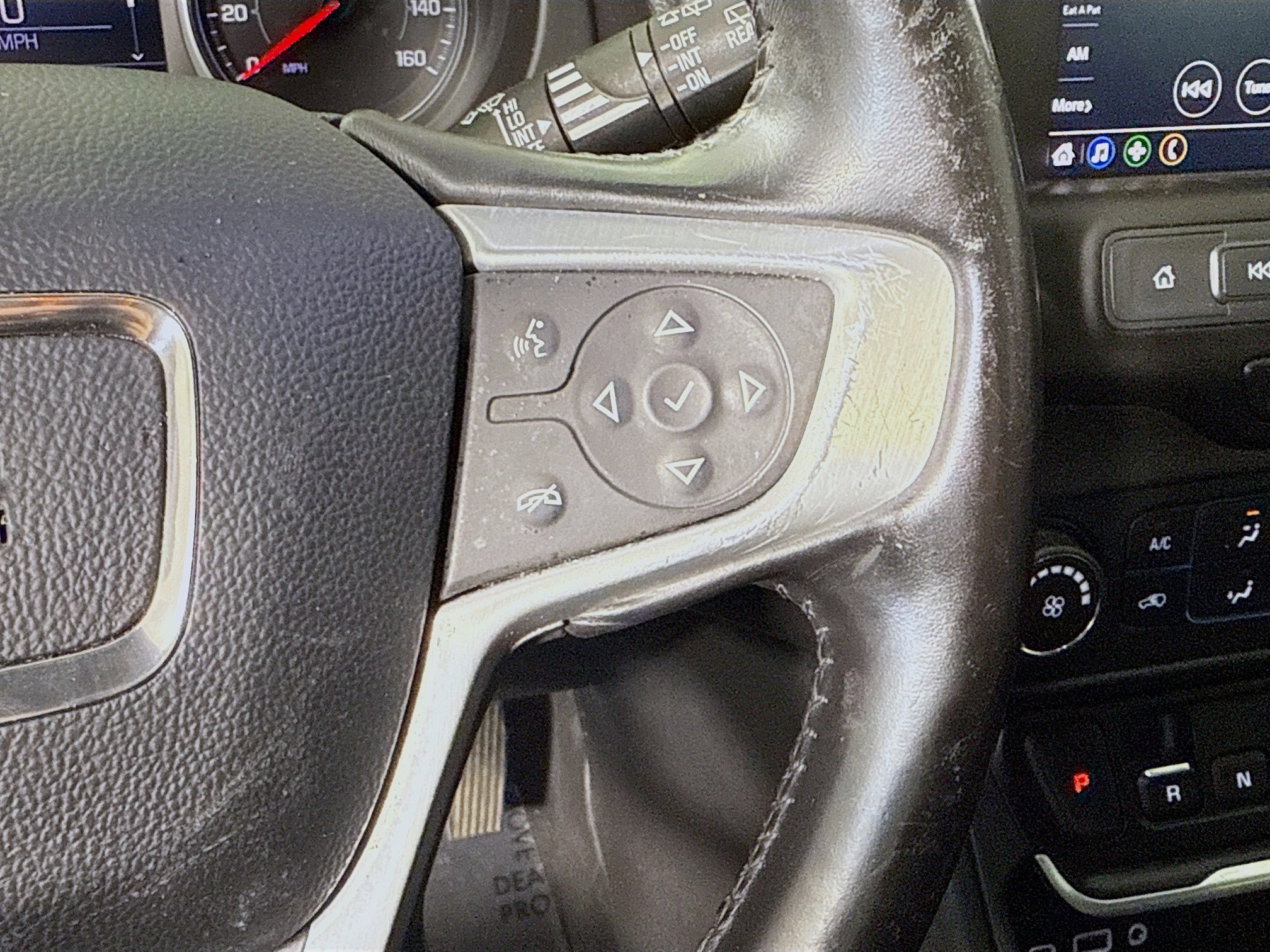 Used 2020 GMC Terrain SLE image 15