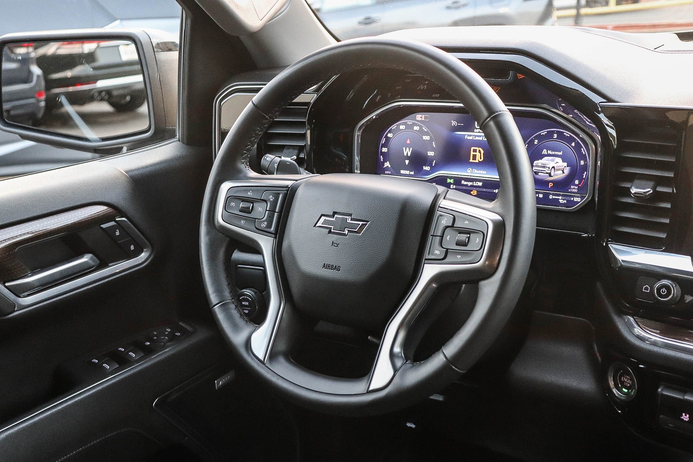 Used 2024 Chevrolet Silverado 1500 RST w/ Convenience Package II image 17