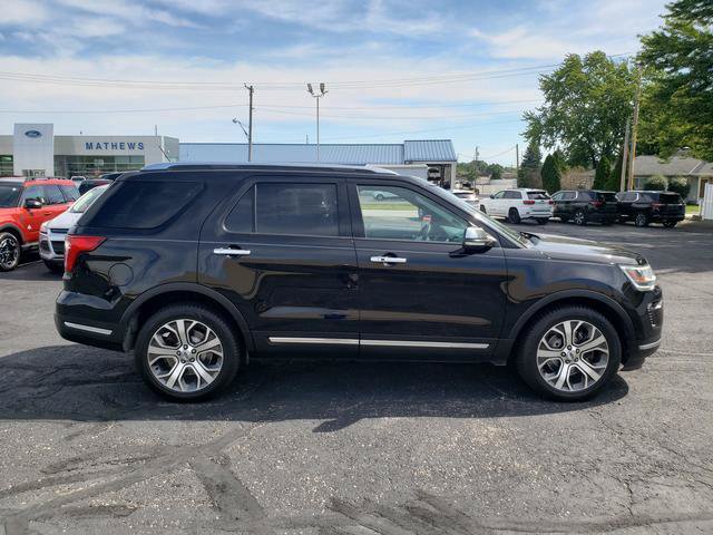 Used 2019 Ford Explorer Platinum AWD/4WD image 2