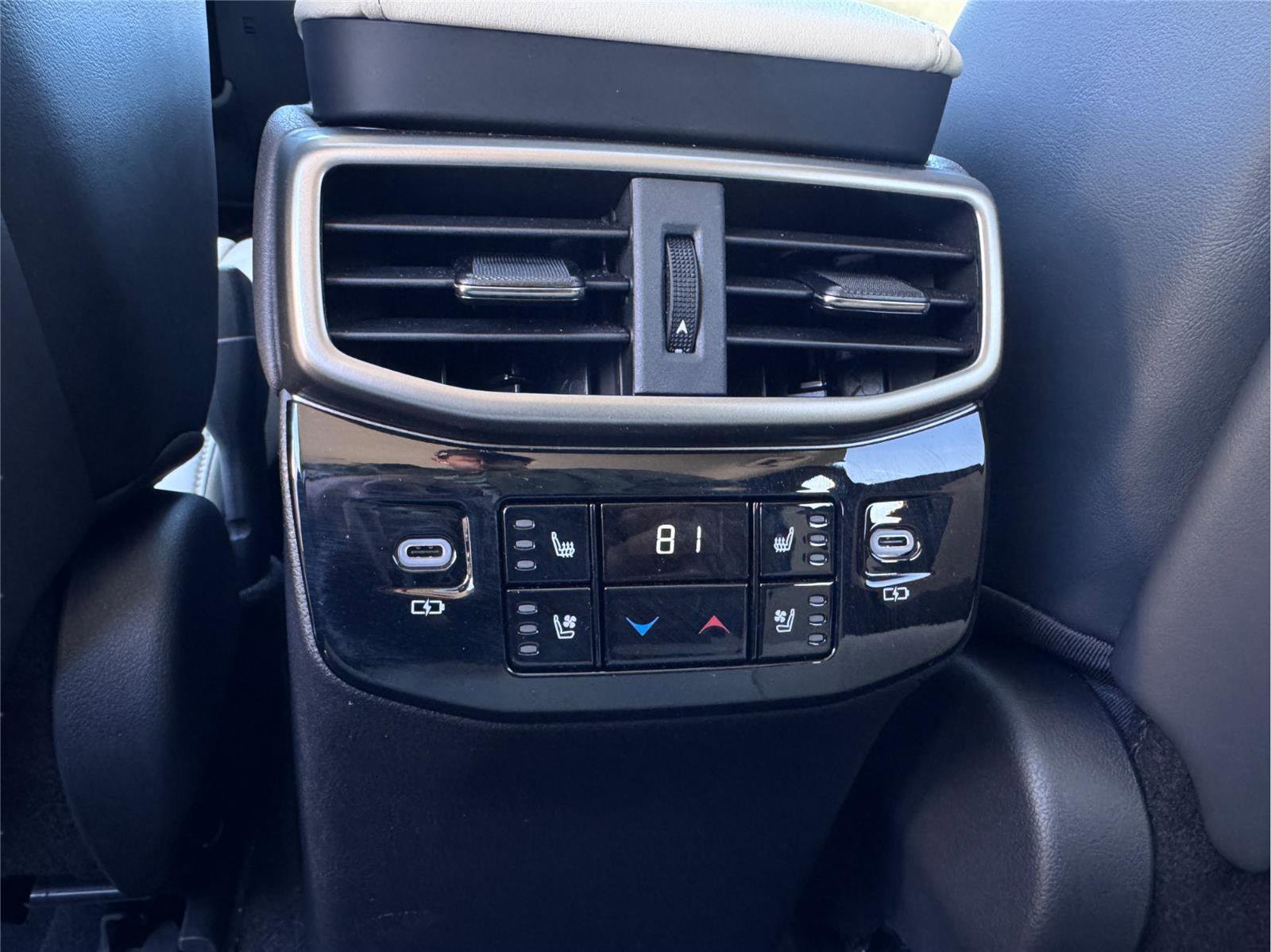 Used 2023 Lexus RX 350 w/ Accessory Package (Z1) image 22