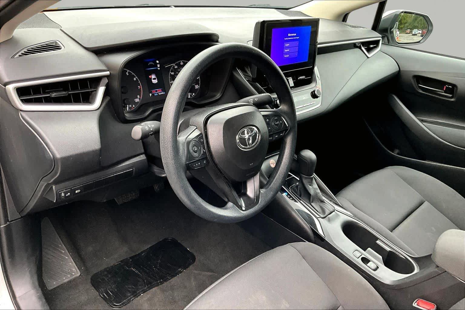 Certified 2025 Toyota Corolla LE FWD image 18