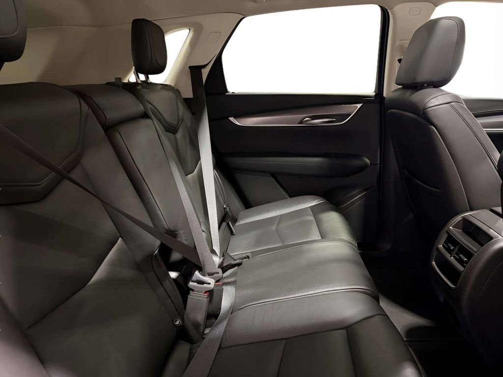 Used 2019 Cadillac XT5 Luxury w/ Trailering Package AWD/4WD image 15