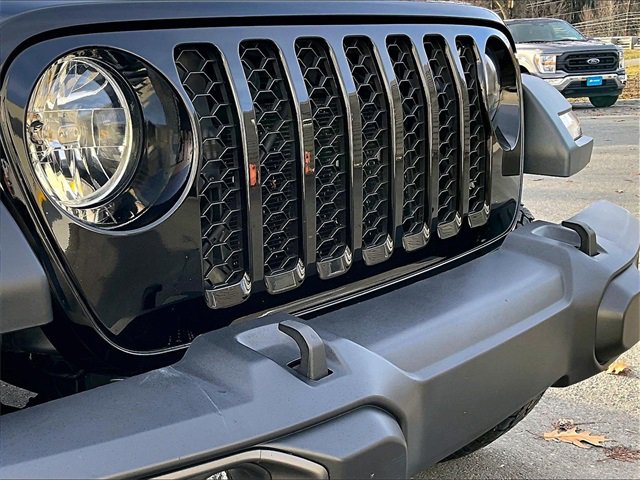 Used 2023 Jeep Gladiator Sport image 30