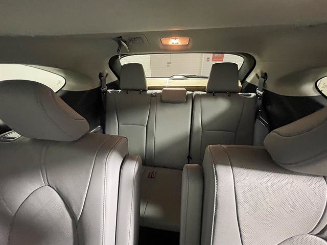 New 2026 Toyota Highlander Platinum AWD/4WD image 12