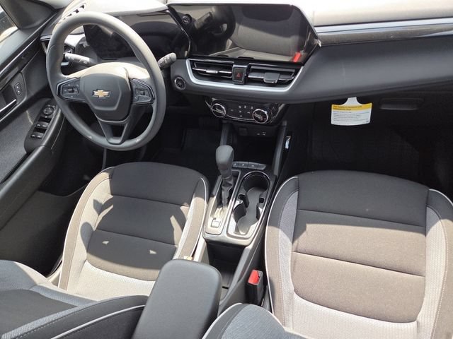 New 2026 Chevrolet TrailBlazer LT w/ Driver Confidence Package FWD image 18