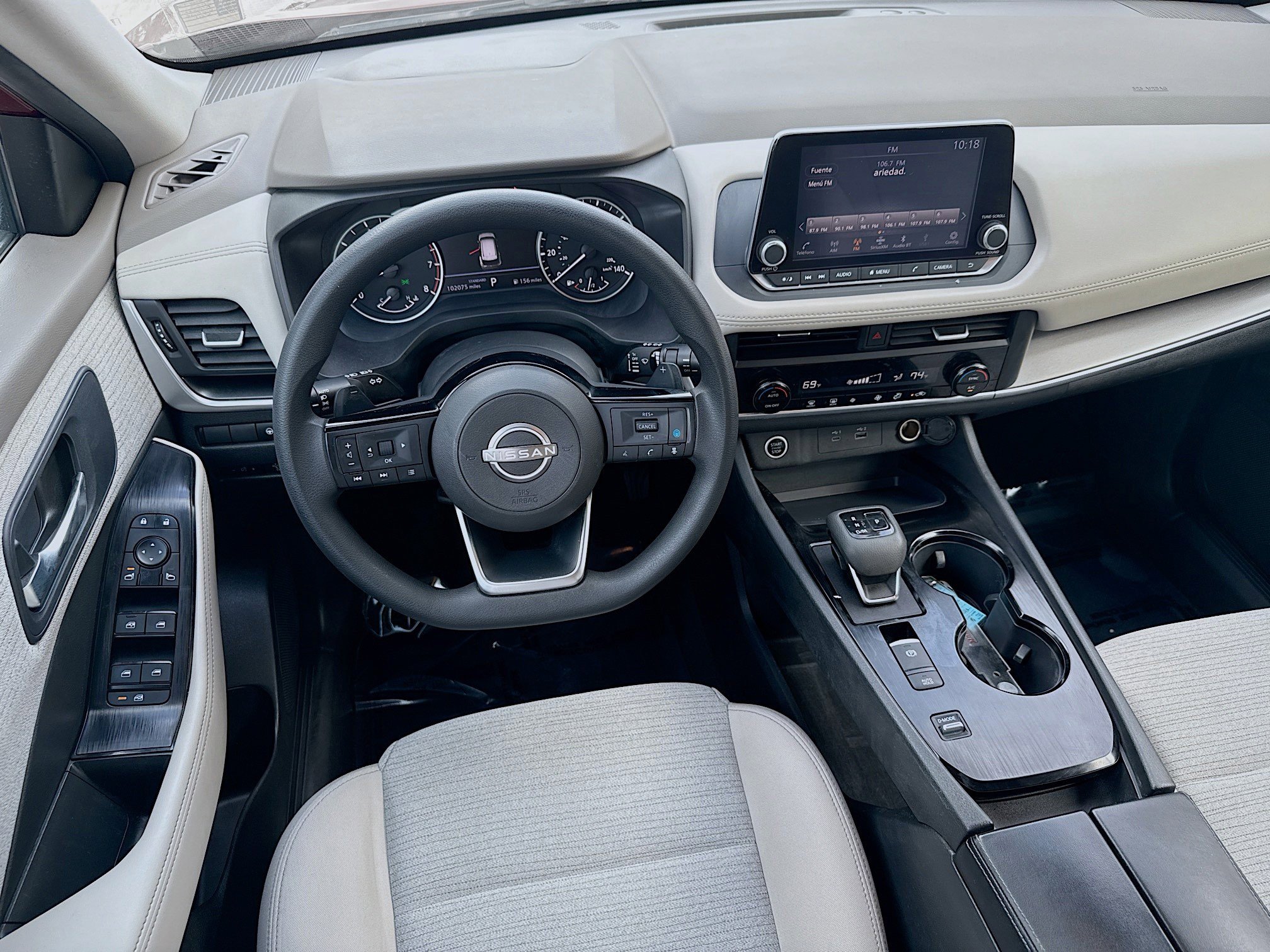 Used 2023 Nissan Rogue SV image 20