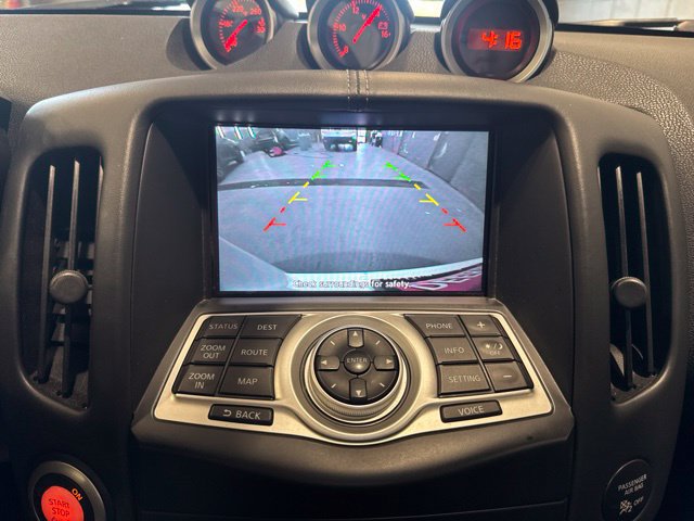Used 2016 Nissan 370Z Touring Sport RWD image 17