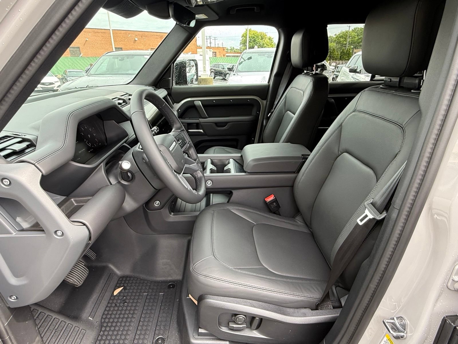 New 2026 Land Rover Defender 110 S AWD/4WD image 14
