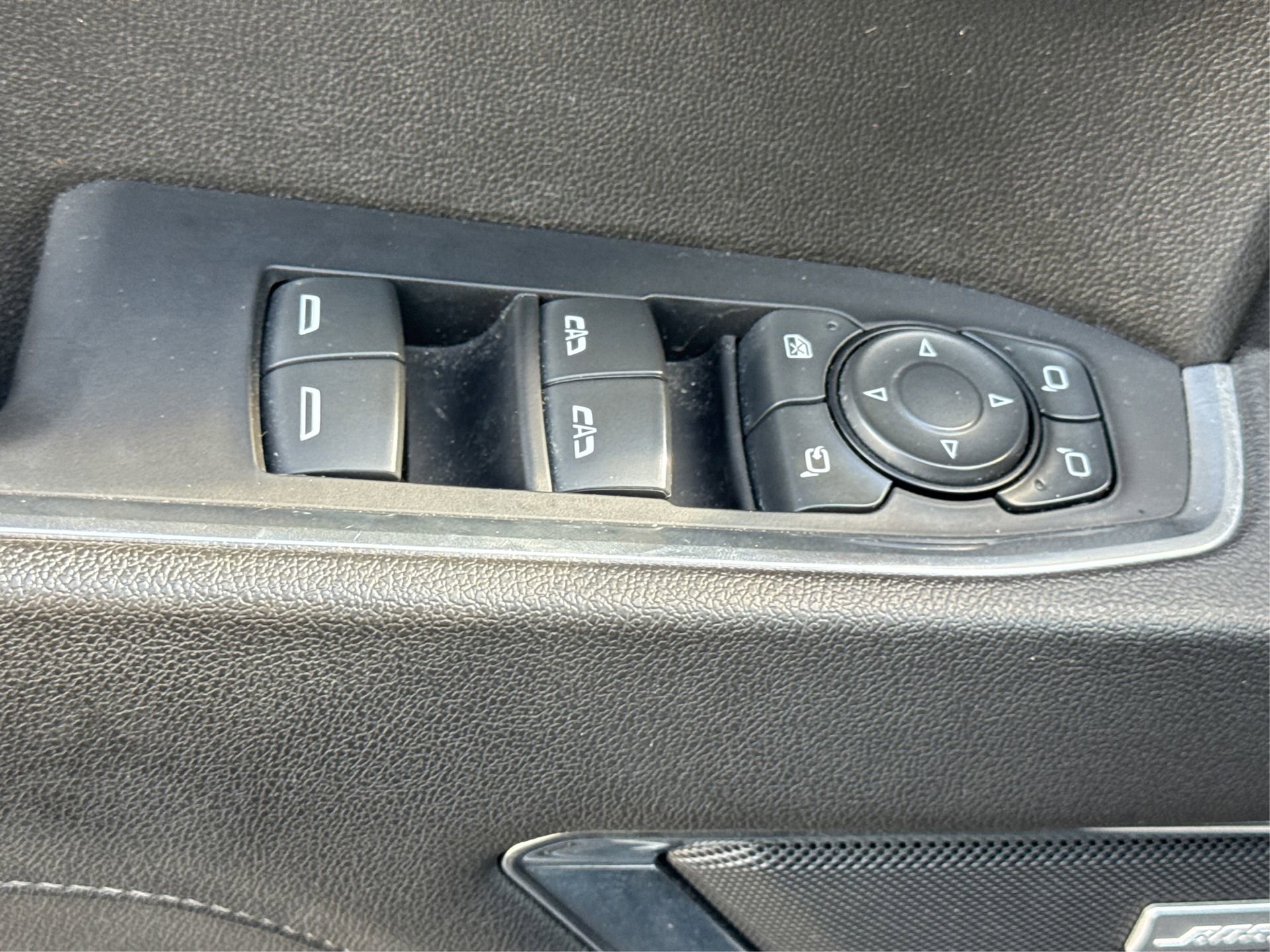 Used 2023 GMC Sierra 1500 SLT w/ SLT Premium Package image 36