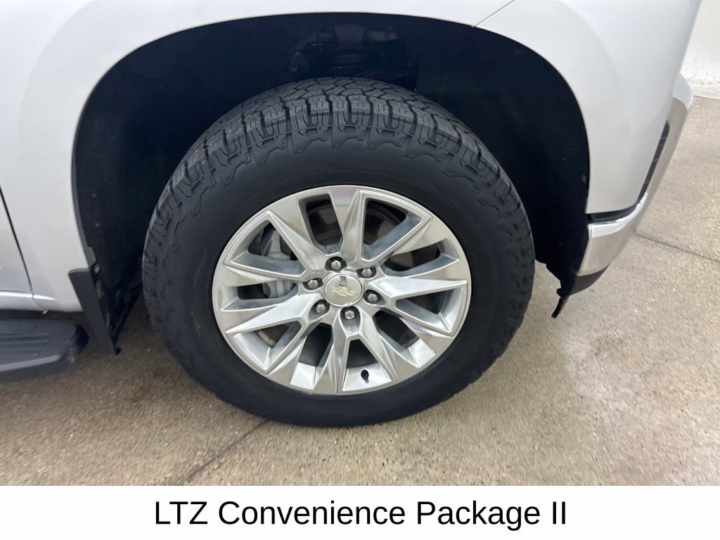 Used 2019 Chevrolet Silverado 1500 LTZ w/ LTZ Premium Package AWD/4WD image 16