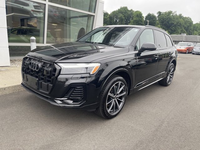 Used 2025 Audi Q7 2.0T Premium Plus w/ Premium Plus Package image 3