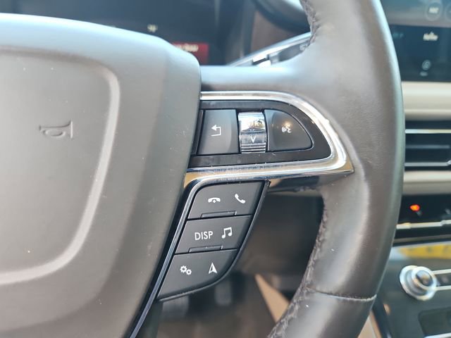 Used 2023 Lincoln Nautilus Reserve AWD/4WD image 21