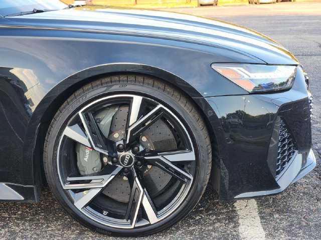 Used 2021 Audi RS 6 AWD/4WD image 6