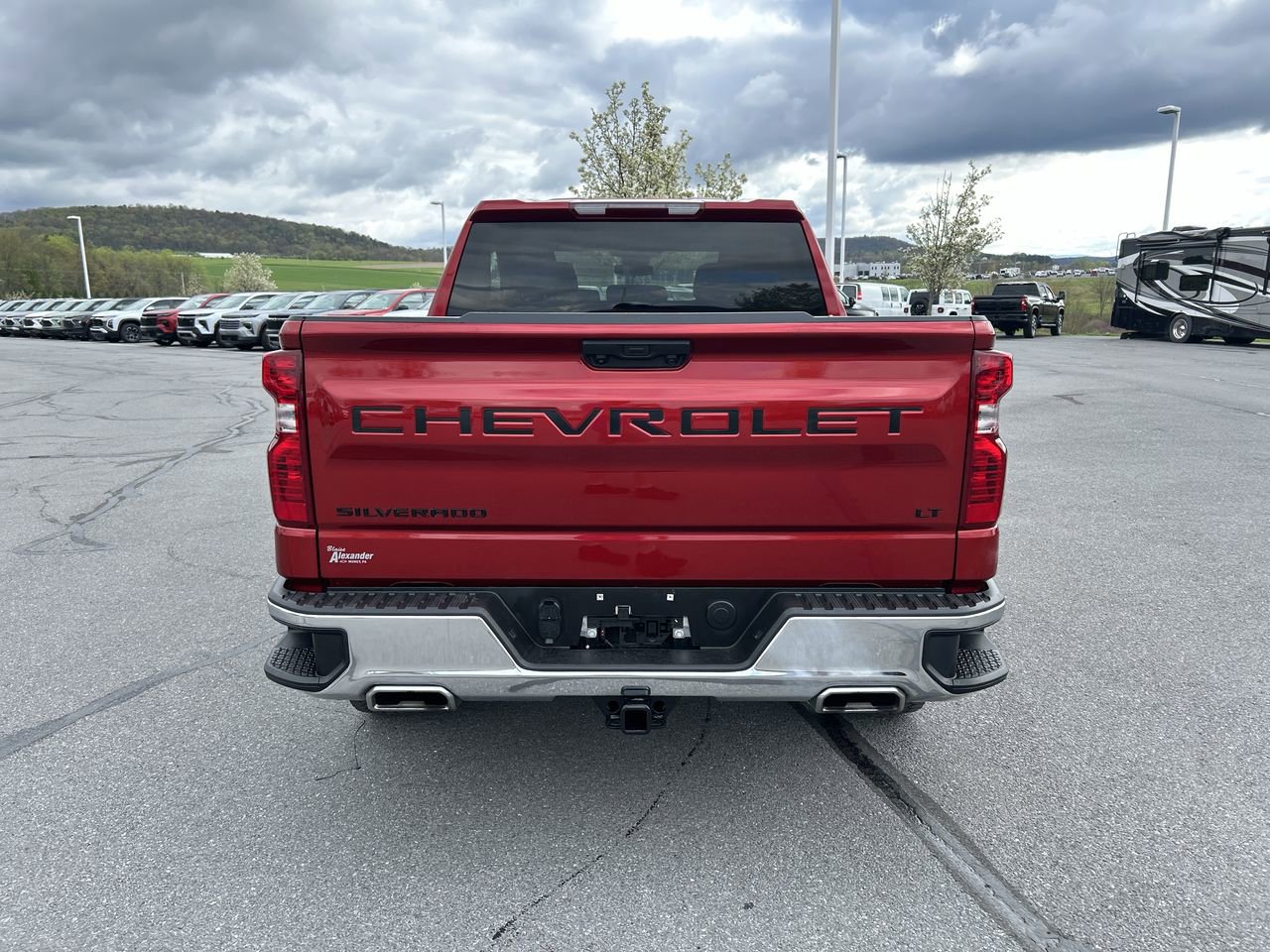 Used 2023 Chevrolet Silverado 1500 LT w/ Z71 Off-Road Package image 6