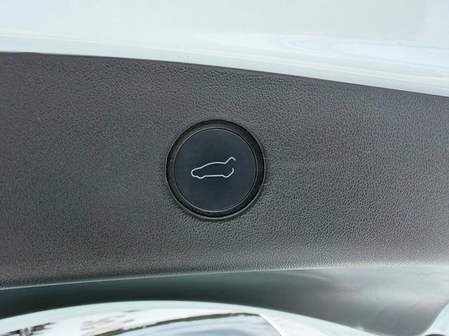 Used 2022 Tesla Model 3 Long Range AWD/4WD image 15