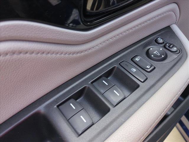 Used 2019 Honda Odyssey Elite image 12