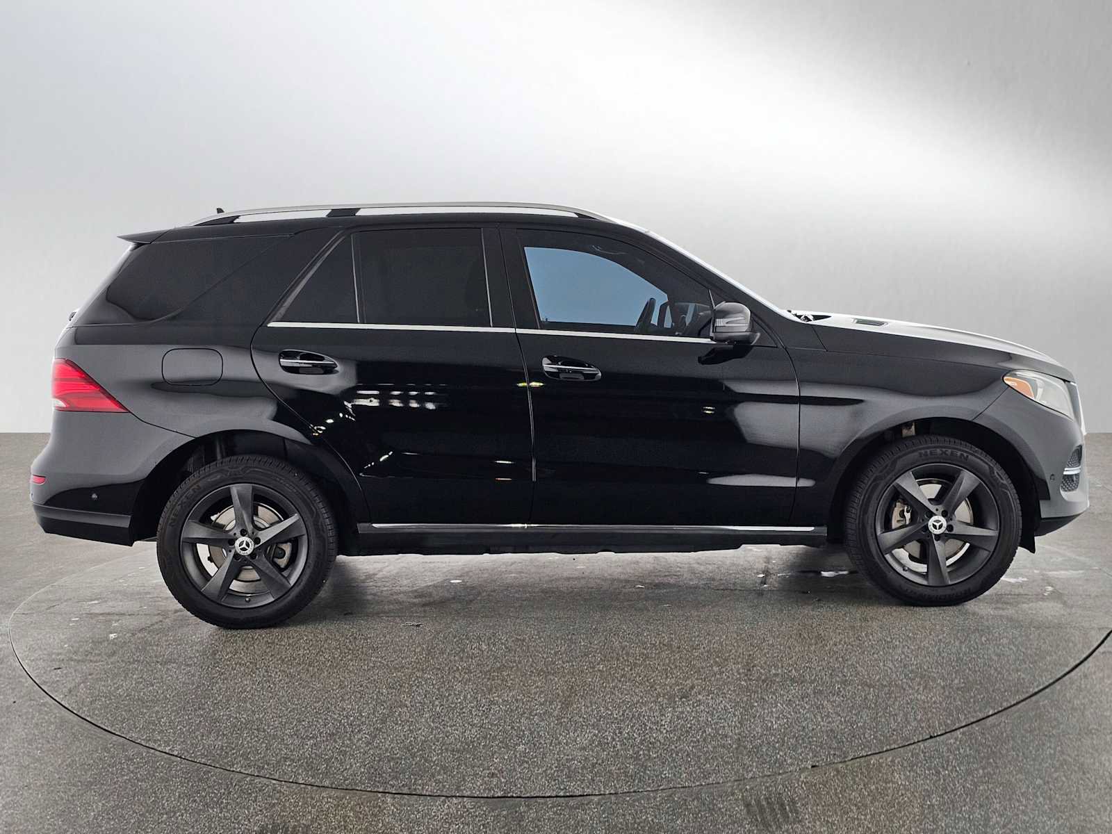 Used 2018 Mercedes-Benz GLE 350 image 6