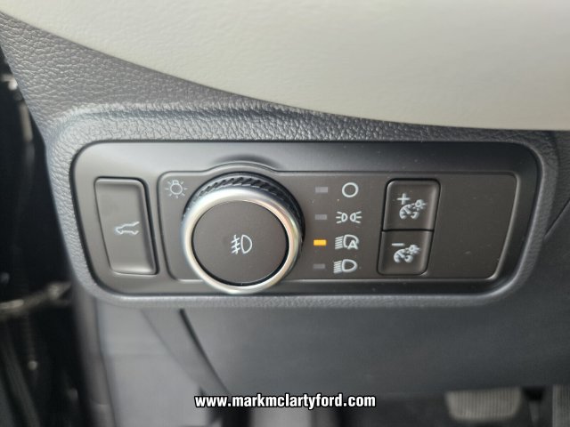 New 2026 Ford Explorer Platinum w/ LUX Leather Package AWD/4WD image 23