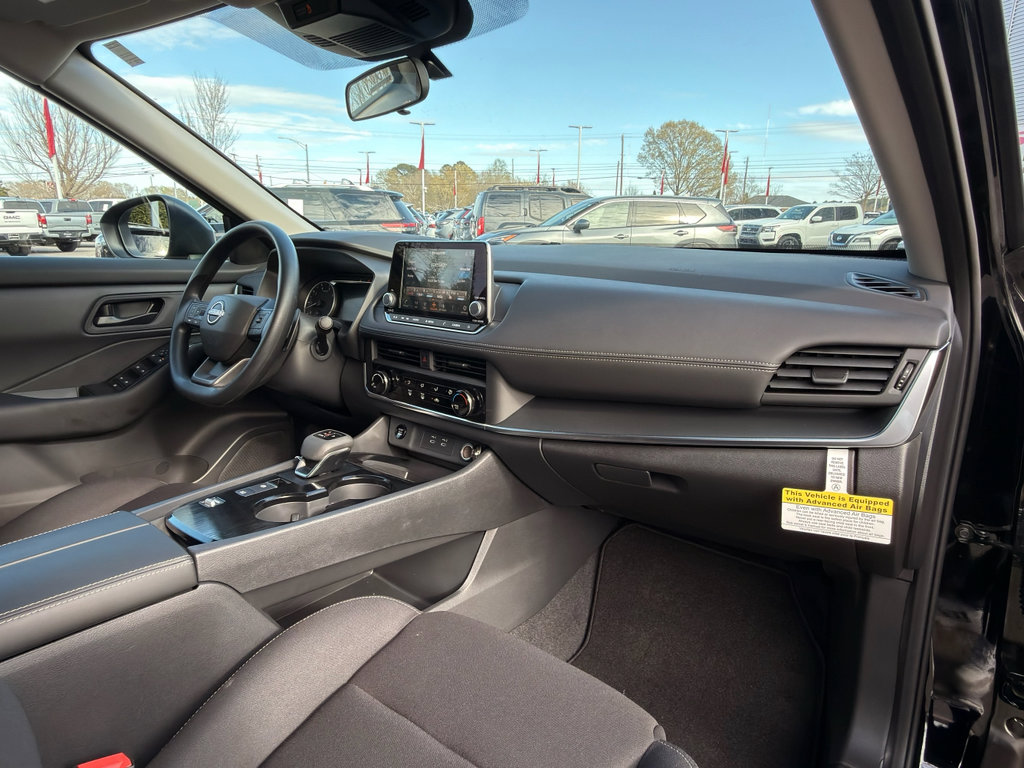 New 2026 Nissan Rogue S image 39