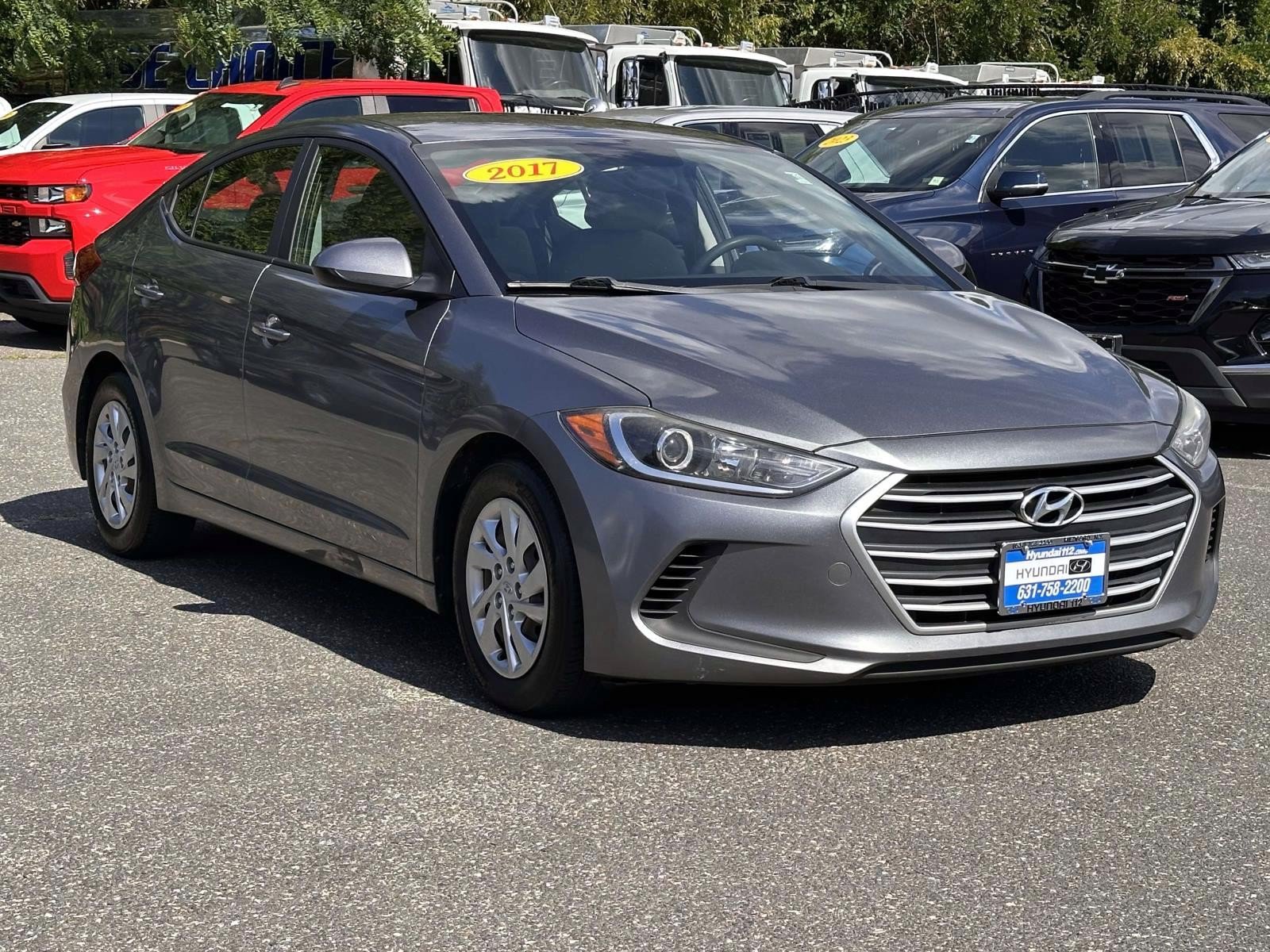 Used 2017 Hyundai Elantra SE FWD image 5