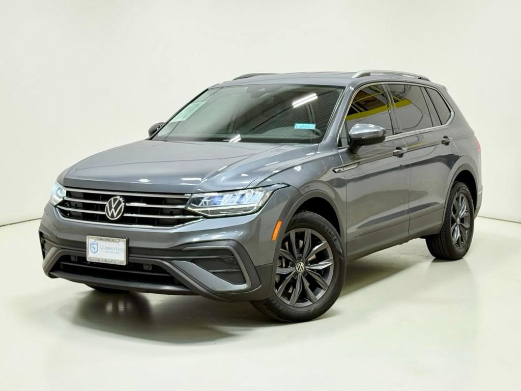 Used 2022 Volkswagen Tiguan SE AWD/4WD image 2