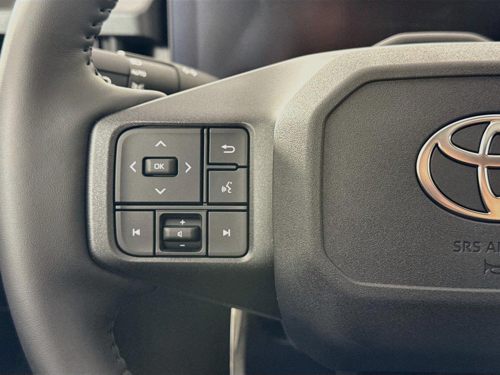 New 2026 Toyota RAV4 XSE AWD/4WD image 18
