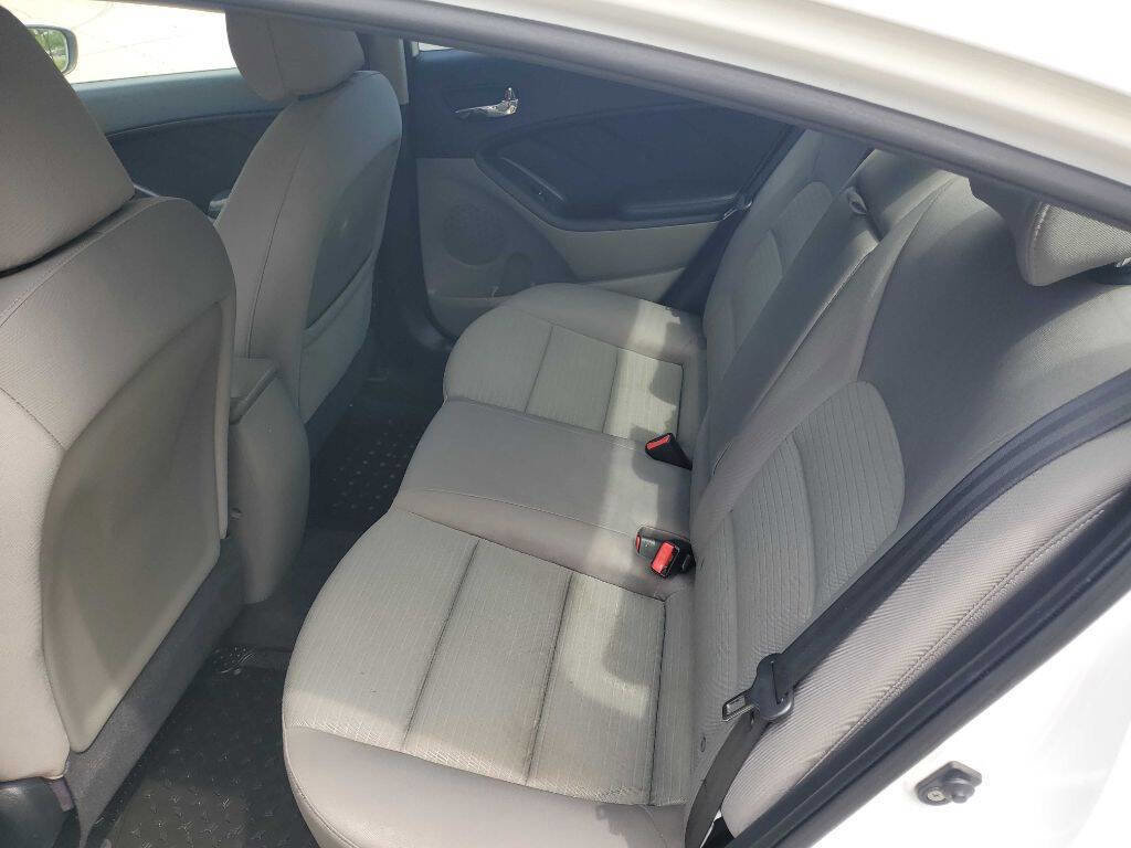 Used 2014 Kia Forte LX image 18