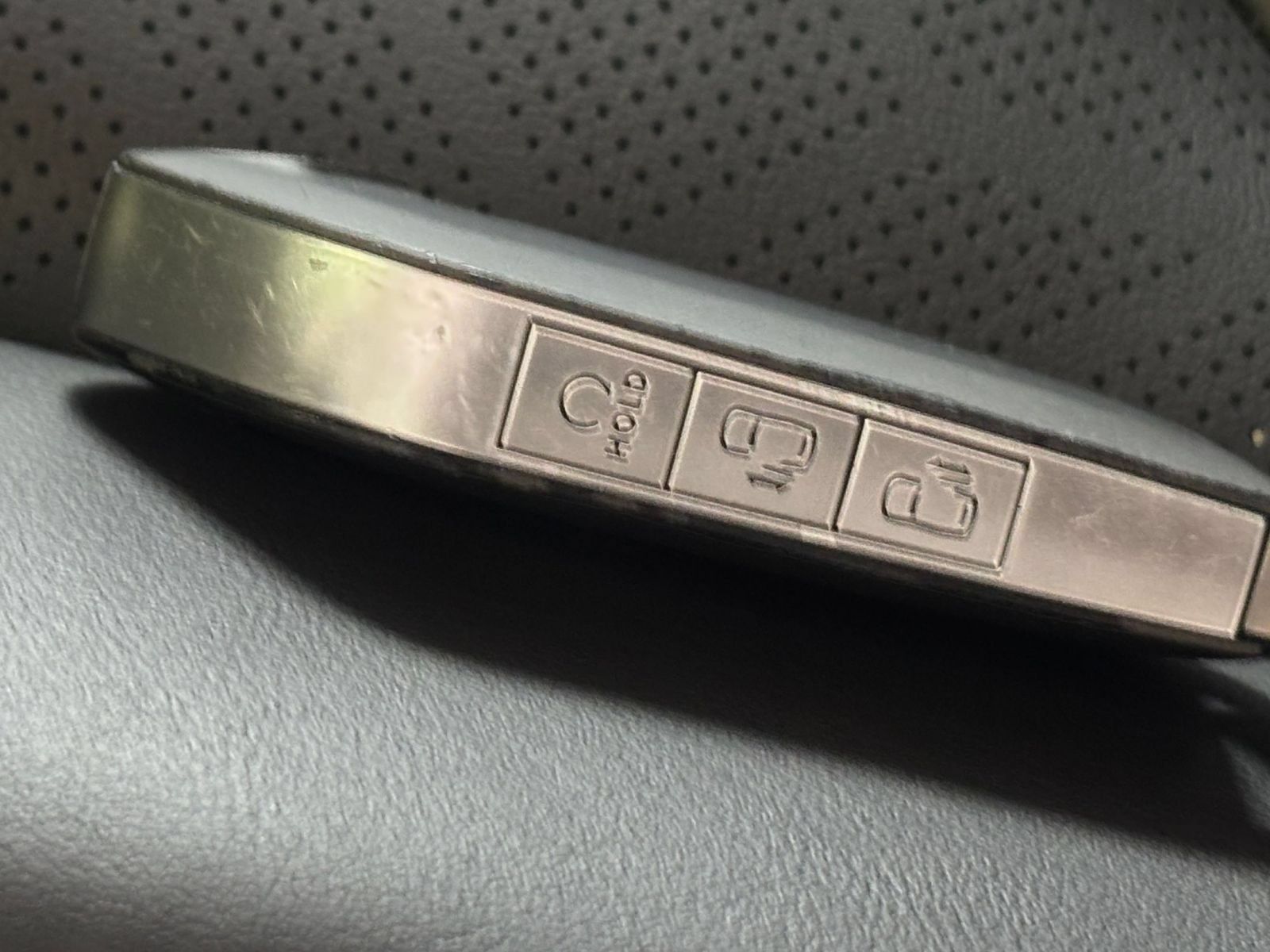 Used 2026 Kia Carnival FWD image 26