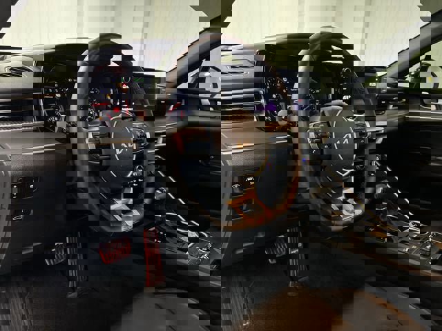 Used 2022 Kia K5 GT-Line image 10