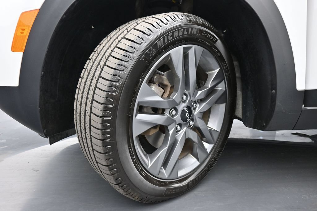 Used 2022 Kia Seltos S AWD/4WD image 16