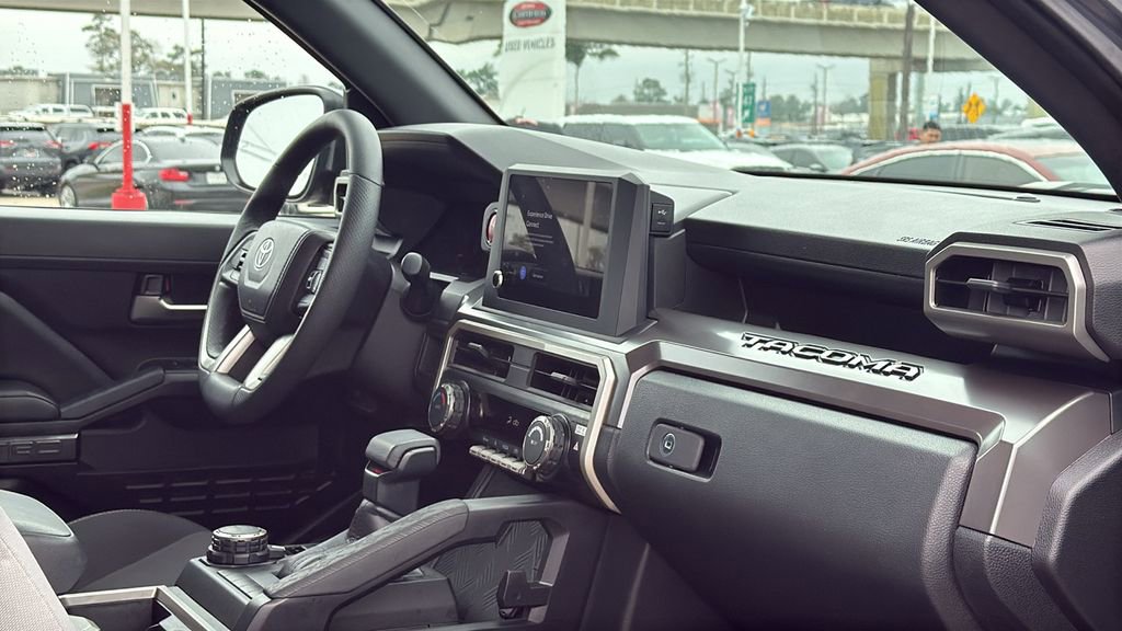 Certified 2025 Toyota Tacoma TRD Sport image 32