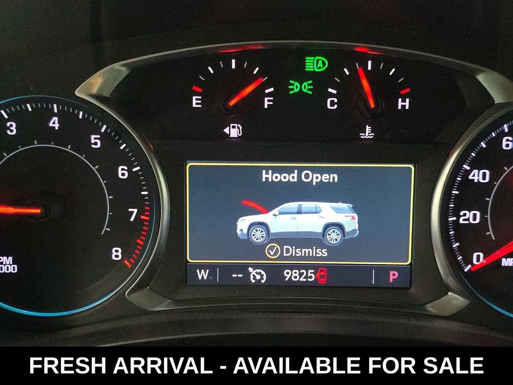 Used 2023 Chevrolet Traverse LT image 11