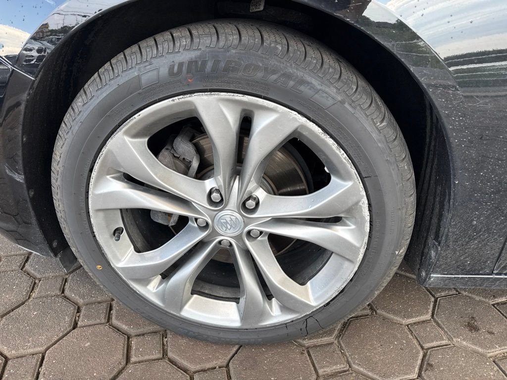 Used 2019 Buick LaCrosse Avenir w/ Driver Confidence Package II AWD/4WD image 12