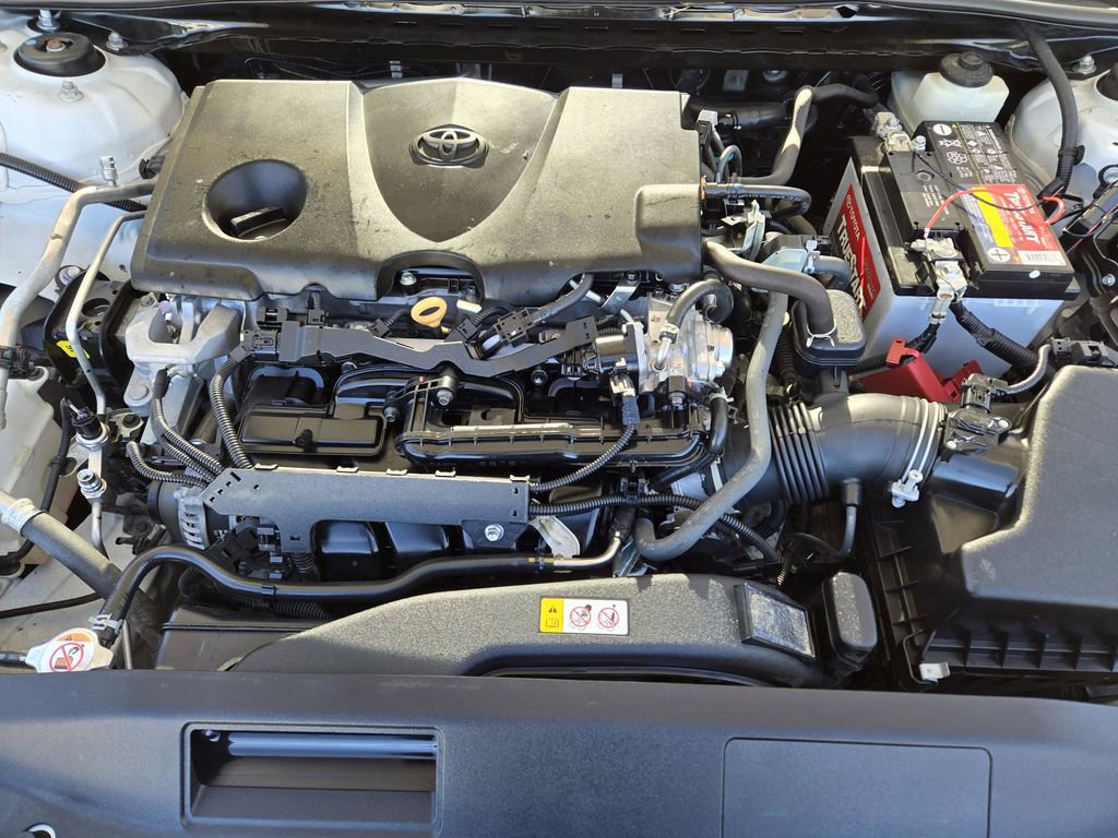 Used 2021 Toyota Camry SE image 39