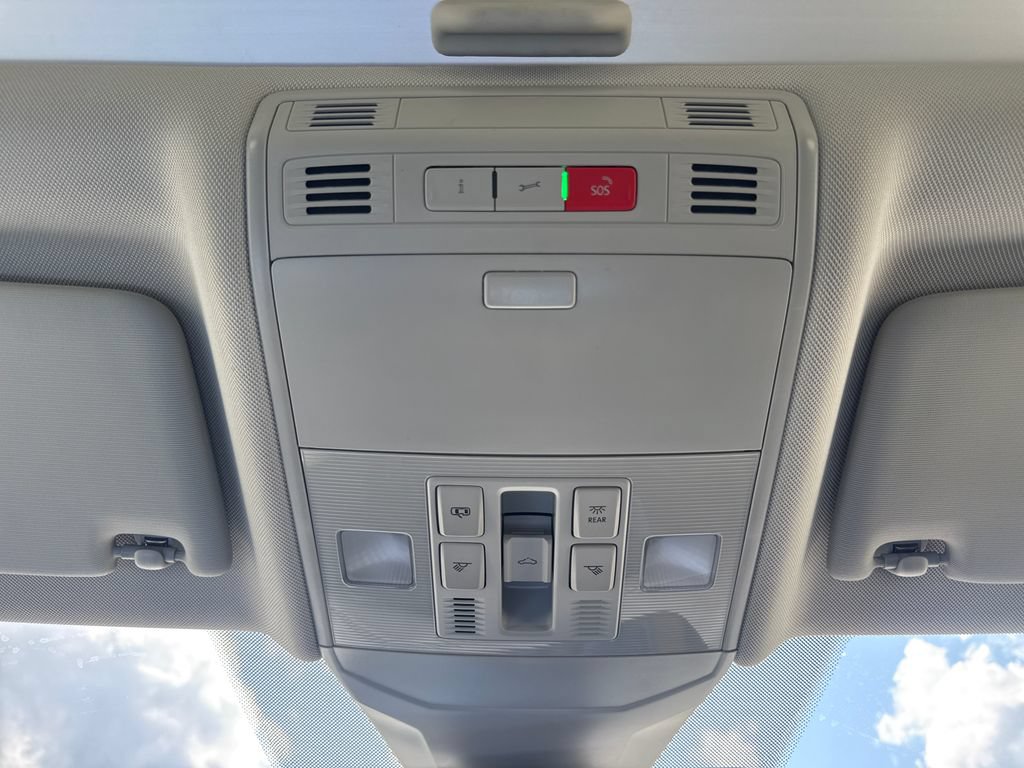Used 2022 Volkswagen Jetta SE FWD image 28