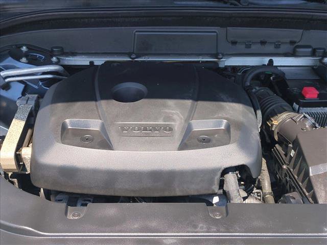 Used 2018 Volvo XC60 T6 Momentum w/ Vision Package image 22