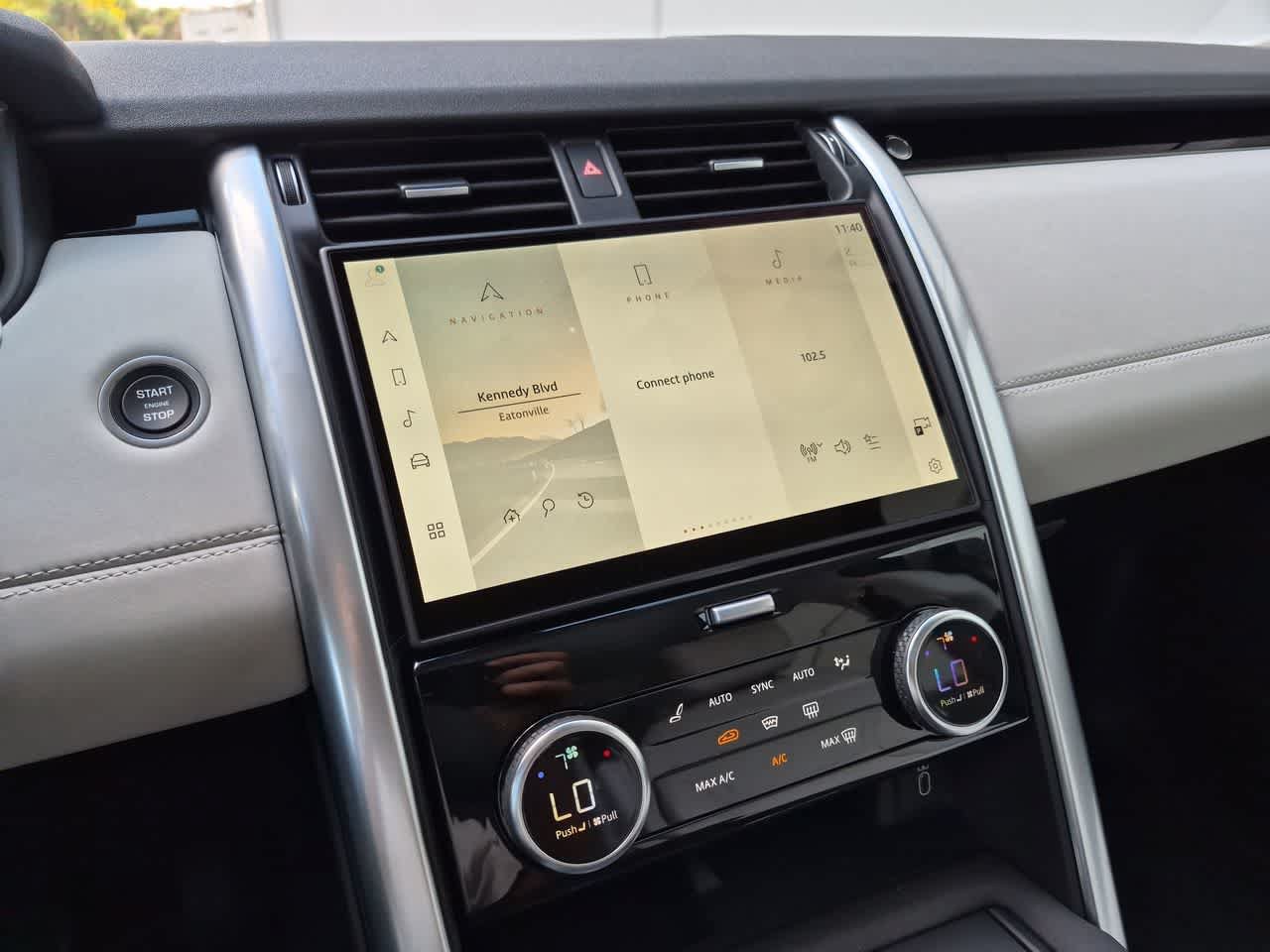 New 2026 Land Rover Discovery S AWD/4WD image 30